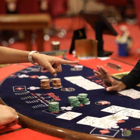 Comment Gagner au Poker en Direct : Guide Complet